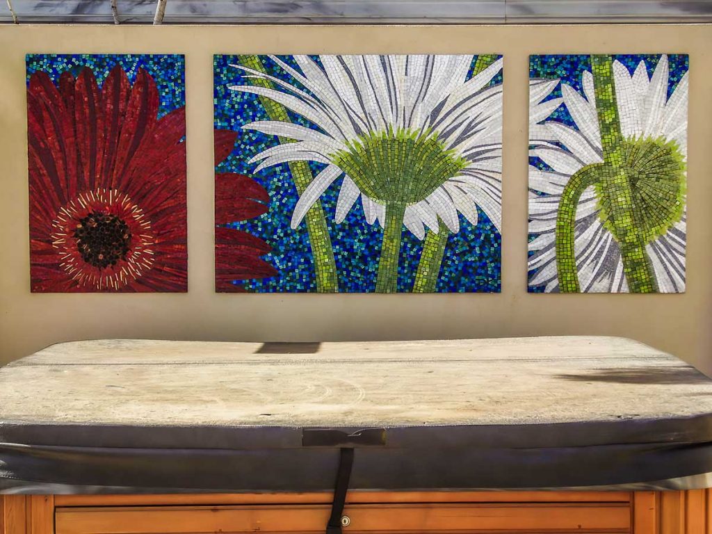 Gerbera Triptych
1 x 1.2m x .9m and 2 x .6m x .9m stained glass mosaic panels. Private commission - Glenelg