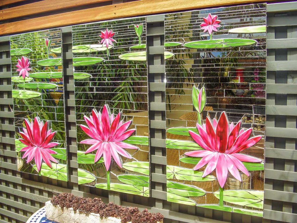 Water Lily on Mirror Background
3 x .5m x .8m hand painted ceramic tiles with mirror background. Private commission - Goodwood