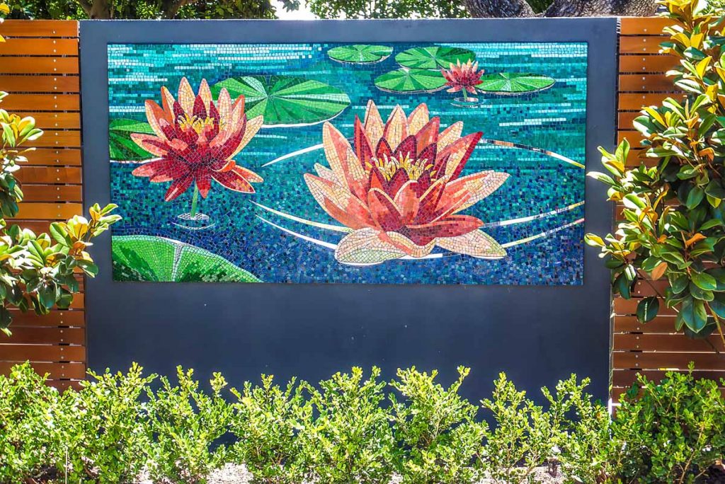 Water Lily
1m x 2m stained glass and mirror mosaic
Private commission - Hyde Park