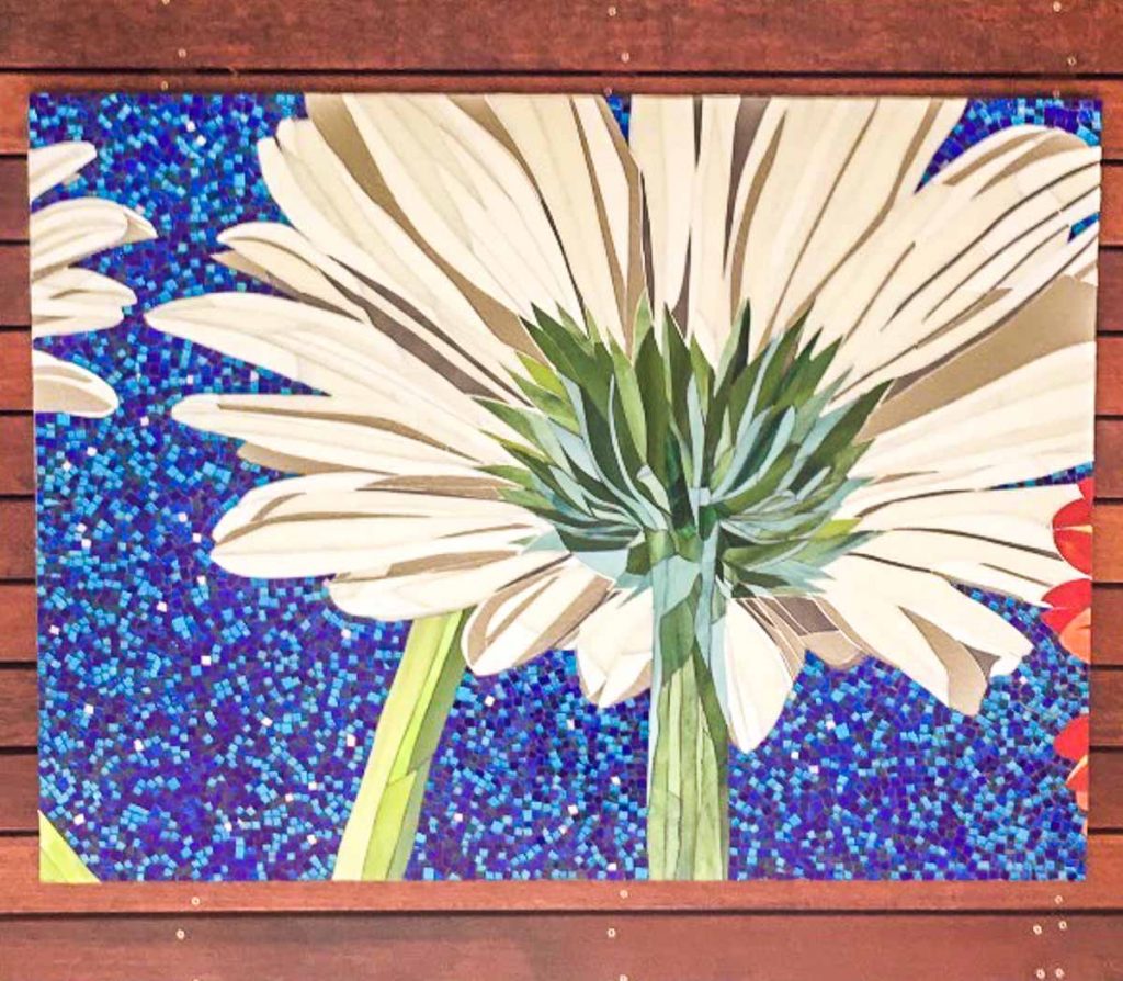 Gerbera Triptych
2 x 0.6m x 0.9m
1 x 0.9m x 1.2m stained glass mosaic
Private Commission: Unley